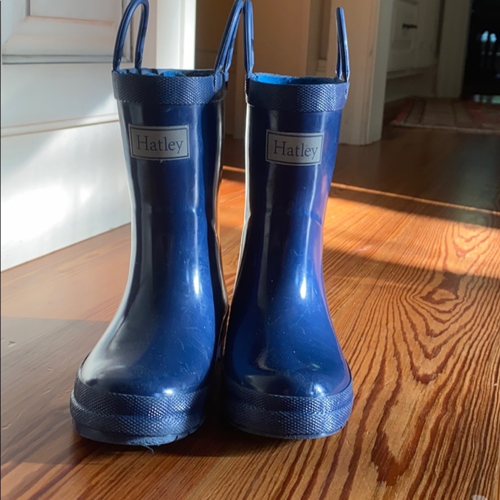 Hatley rain boots size 9 blue